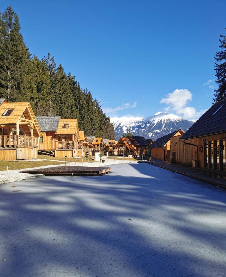 Ribno Luxury Glamping Hotel เบลด ภายนอก รูปภาพ