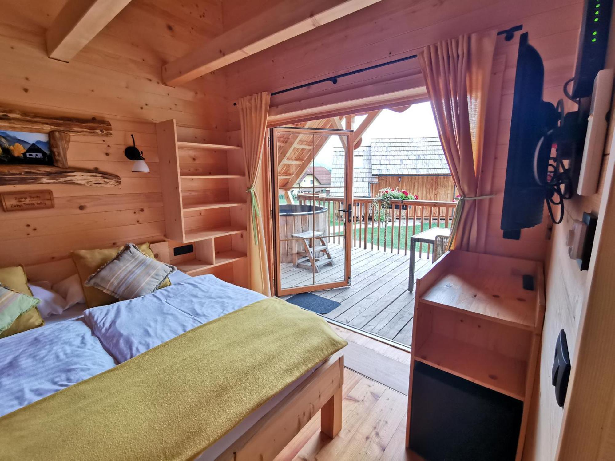 Ribno Luxury Glamping Hotel เบลด ภายนอก รูปภาพ