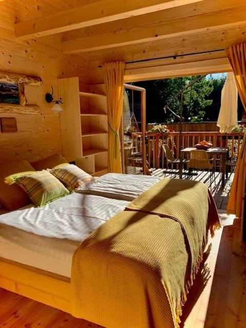 Ribno Luxury Glamping Hotel เบลด ภายนอก รูปภาพ